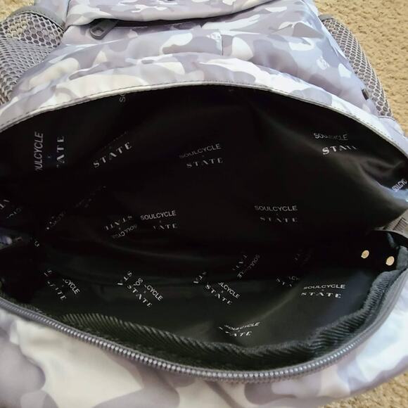 SOULCYCLE X STATE‎ Exclusive Lennox Large Backpack Gray White Camo Skulls main image 10